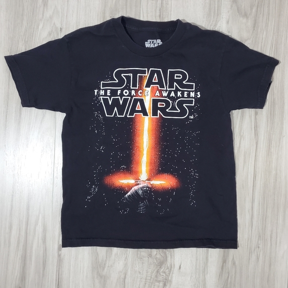 Star Wars The Force Awakens Boy's Black TShirt medium - Picture 1 of 5